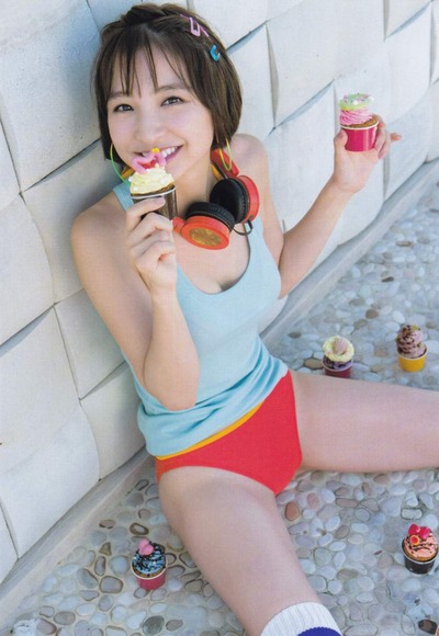 篠田麻里子018