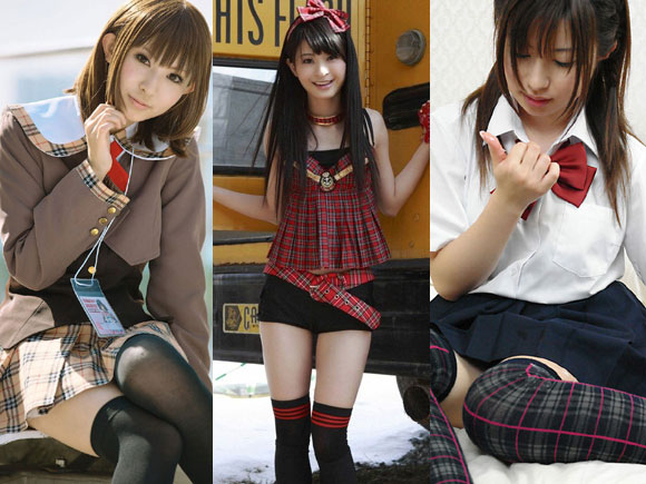 美少女のニーソックス