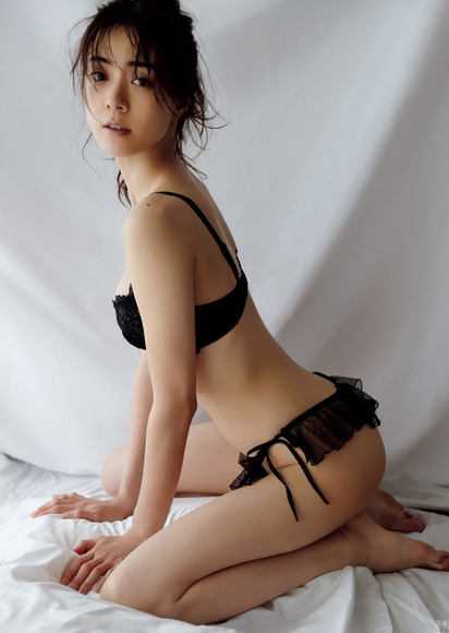 190319安座間美優のエロ画像010