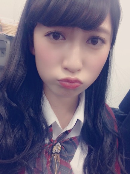 吉田朱里_自撮り041