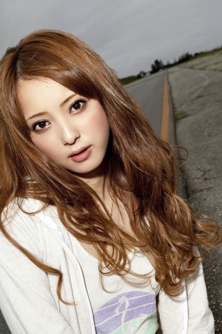 佐々木希の可愛い画像015