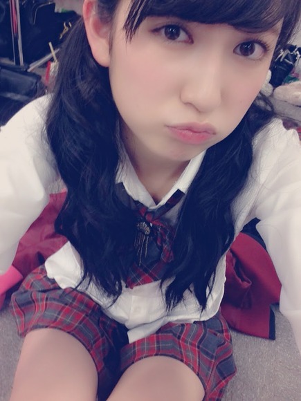 吉田朱里_自撮り034