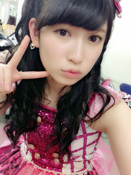 吉田朱里_自撮り016