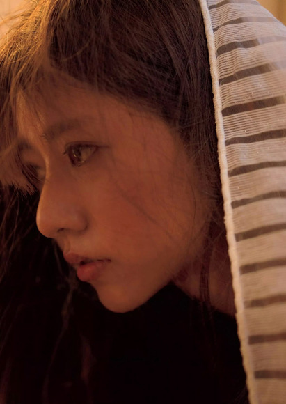 阿部マリアのセクシーグラビア画像191015-004