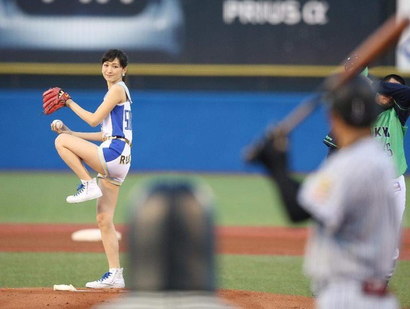 横山ルリカの画像004