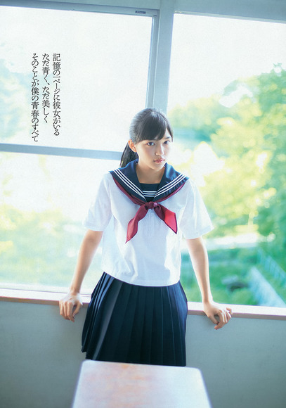 川口春奈のグラビア画像004