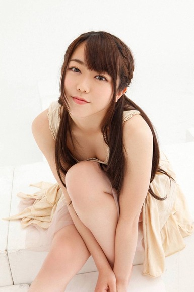 140520峯岸みなみ015