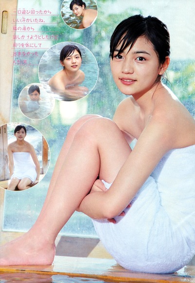 川口春奈のグラビア画像023