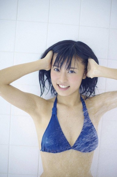 小島瑠璃子055
