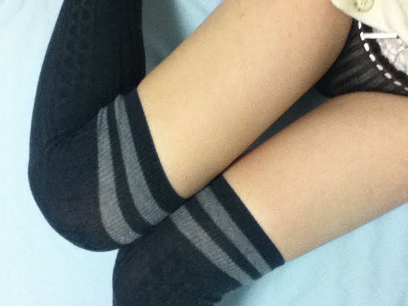 素人女神の脚フェチ画像011