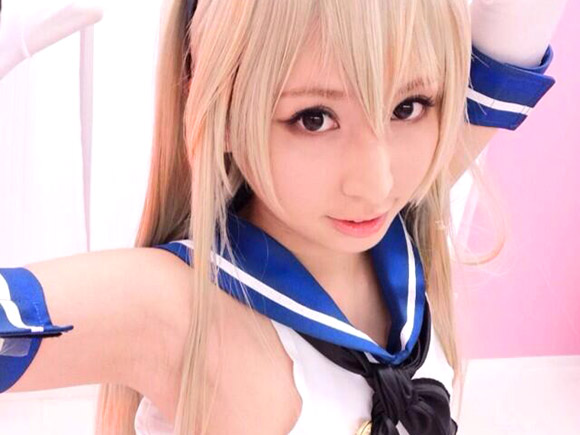 板野有紀のしまかぜコス