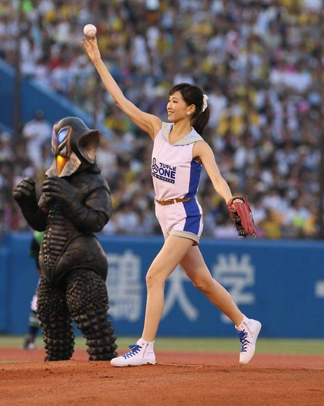 横山ルリカの画像005