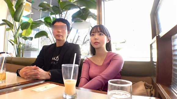 医者と付き合う１９歳JD。実は浮気経験あり…ガチ制服でNTR中出し 11