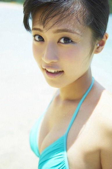 小島瑠璃子039