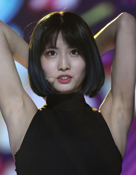 260727momo003