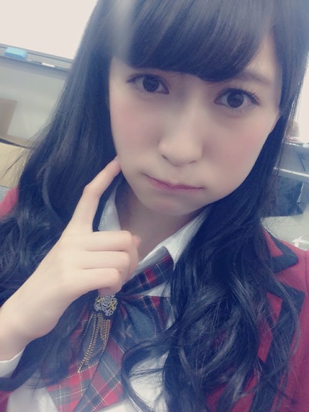 吉田朱里_自撮り036