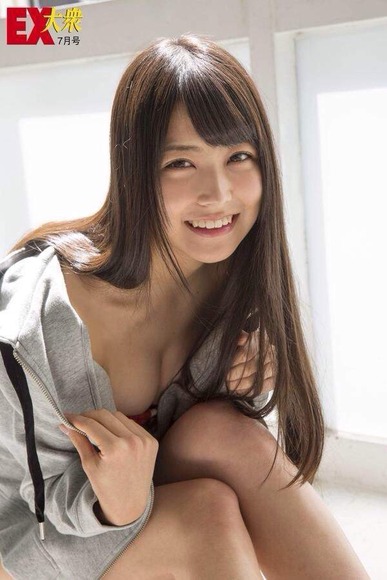 白間美瑠の水着グラビア079