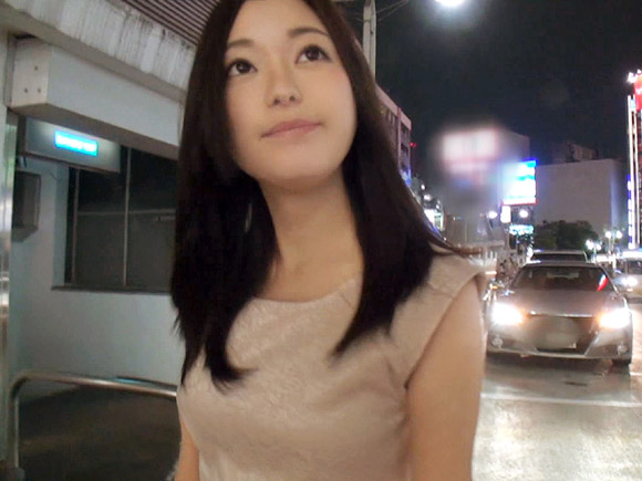 並んで歩くと横顔がとても綺麗なゆうちゃん