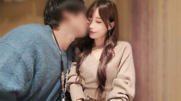 ３９歳美容サロン社長とホテルで不倫。全身手入れの行き届いた贅沢ボディ…パンストを破ってパイパンマ●コに中出し、過激なエロ下着で２回戦