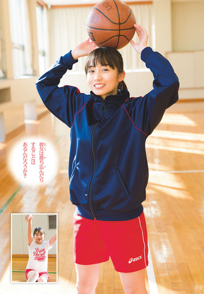 190312黒木ひかりの制服と水着画像003