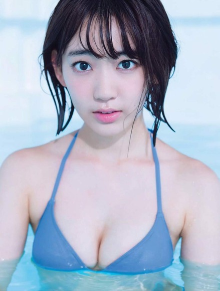 宮脇咲良011