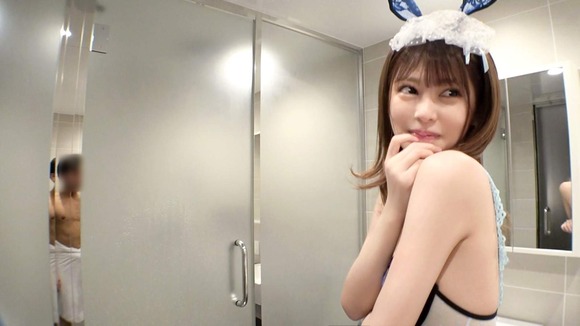 ずっとパンツ見えてる…渋谷で見つけた２１歳モデル系アパレル店員と非日常旅。実はフェラテク◎でタマ吸いも 47