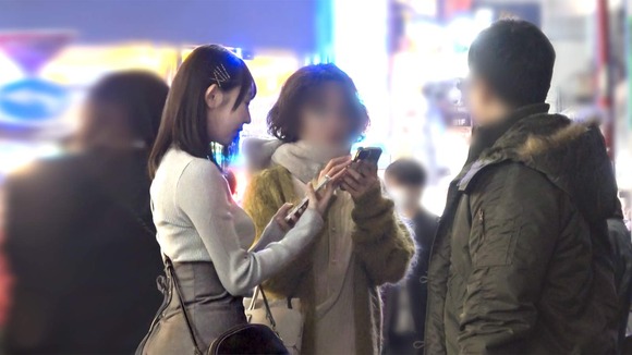 巨乳の２２歳マルチ勧誘美女をラブホに連れ込んでチ●ポで成敗。部屋に入ると睨みながらフェラ、不本意手コキ…パンストを破って挿入 2