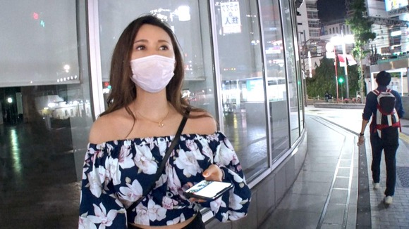 新宿で見つけた超姉御肌の２４歳美人キャバ嬢。パパ活第一世代…イキまくるSEX狂 4