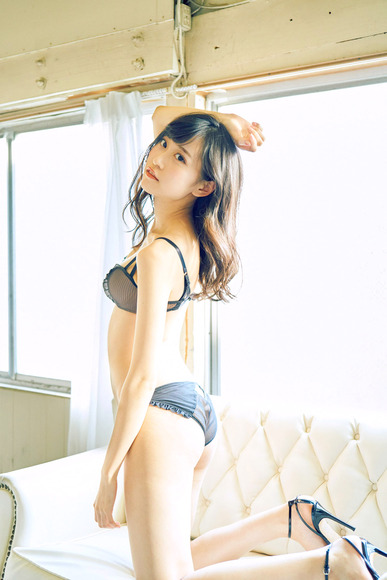 210201宮花もも004