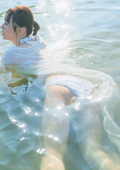 210409松本まりか005