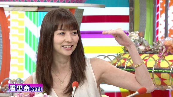 芸能人の腋フェチ画像011
