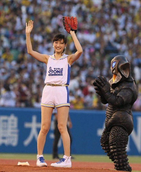 横山ルリカの画像007