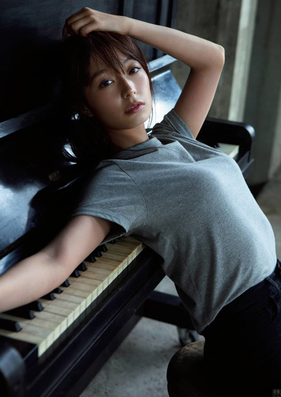 210105宇垣美里002
