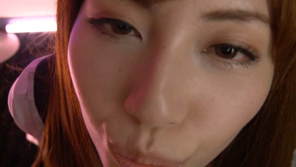 横山美雪のフェラチオ画像007