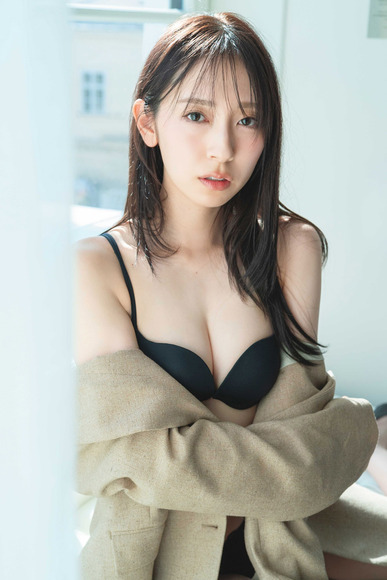 清楚で可愛い日向坂４６金村美玖 最高の水着ショット連発でXが大盛り上がり