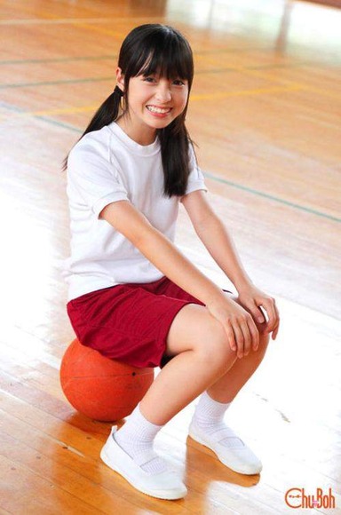 橋本環奈の脚画像039