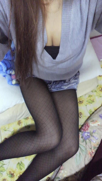 素人女神の脚フェチ画像033