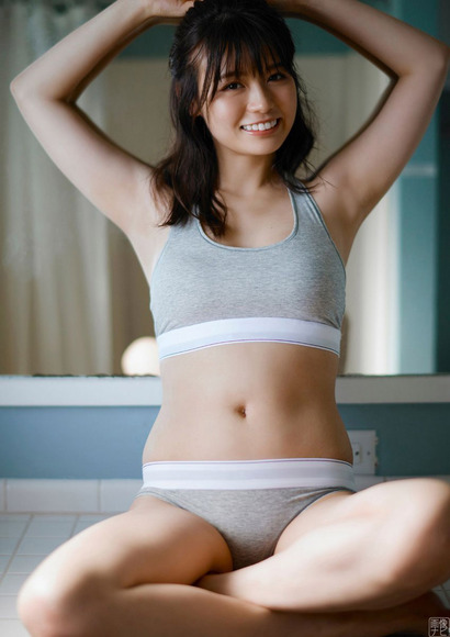 190428井口綾子のエロ画像016