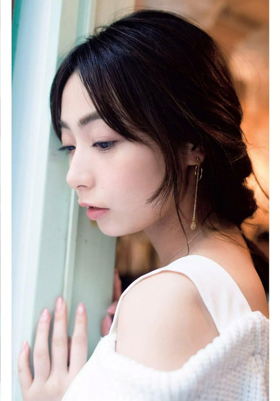 190526宇垣美里の爽やかなグラビア画像003