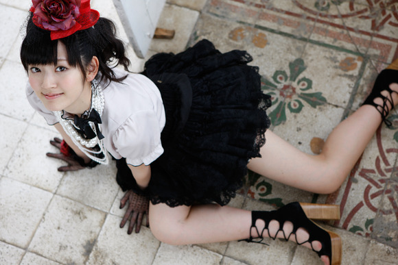 鈴木愛理のエロ画像015