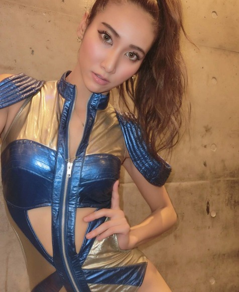 CYBERJAPAN DANCERS SAKURAの画像002