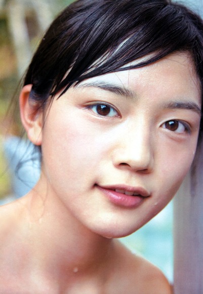 川口春奈のグラビア画像022