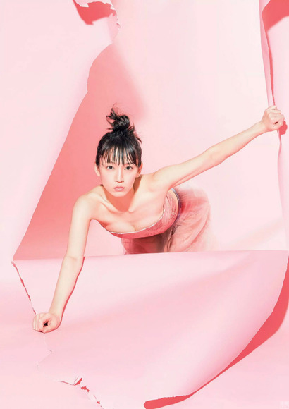 200103吉岡里帆006