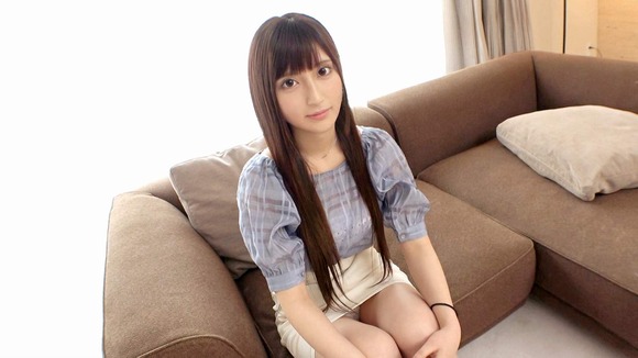元アイドルの２３歳カフェ店員がAV応募→体験撮影。下着を見られ興奮しながら脱がされていく… 2