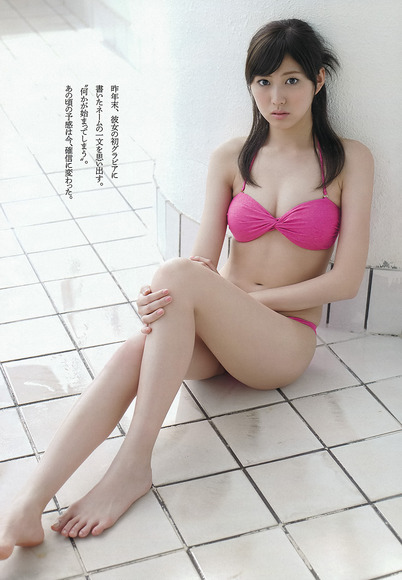 現役JKの清純派美少女　岩﨑名美(002