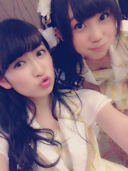 吉田朱里_自撮り028