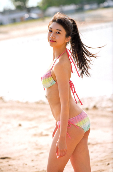 180114牧野真莉愛のエロ画像009