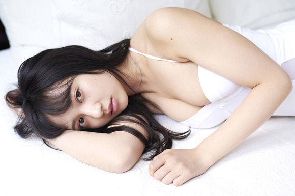 190623小宮有紗のエロ画像003