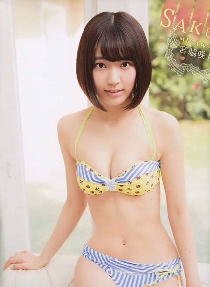 宮脇咲良画像050
