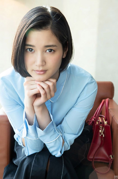190129出口亜梨沙のエロ画像003